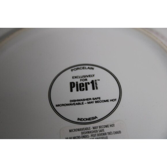 Pier 1 Santa Spiced 3-Piece Kitchen Set - Picture 9 of 9